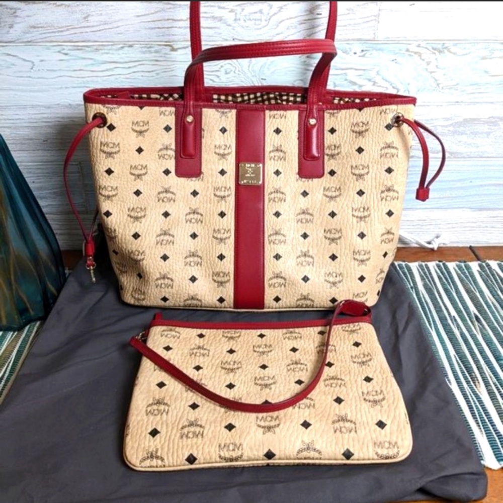 MCM Visetos Medium Liz Reversible Shopper Tote Beige Red